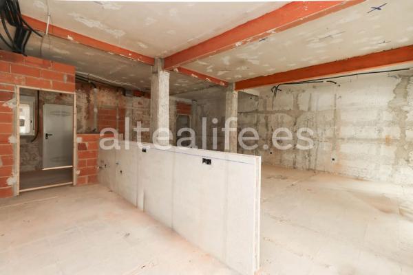 Local en calle Conde de Altea