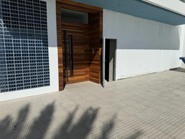 Local en calle Conde de Altea, 46