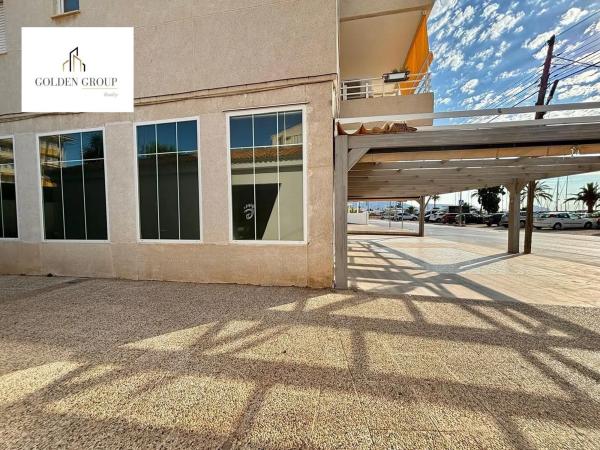 Local en avenida del Puerto