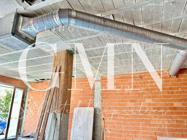 Local en plaza de la Pau, 2