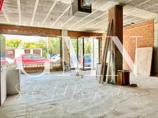 Local en plaza de la Pau, 2