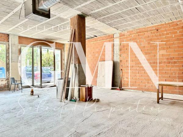 Local en plaza de la Pau, 2