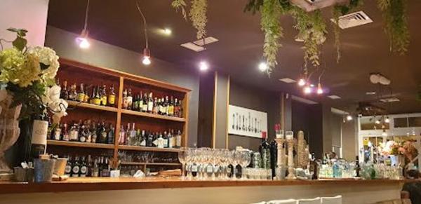 Local en avenida del Puerto, 22