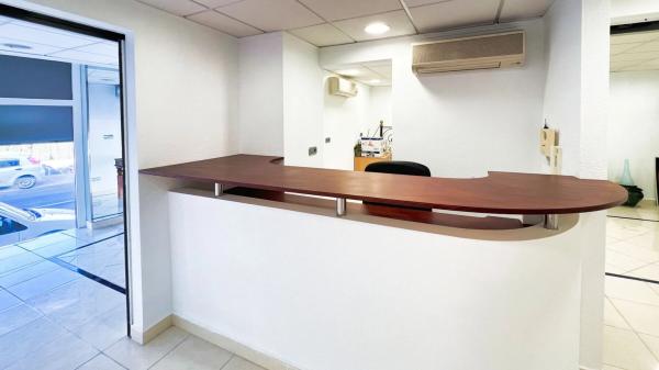 Local en Zona l'Olla