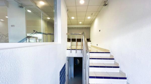 Local en Zona l'Olla