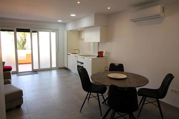 Local en rentabilidad en calle Ascar