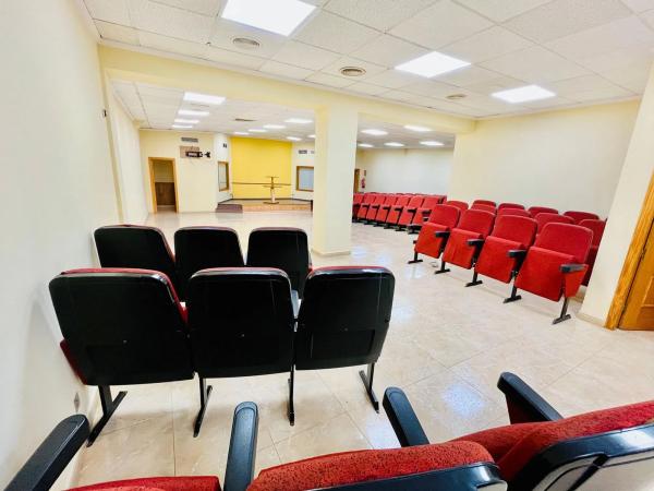 Local en calle Ferrocarril, 6