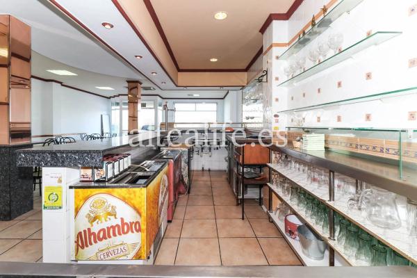 Local en avenida de valencia