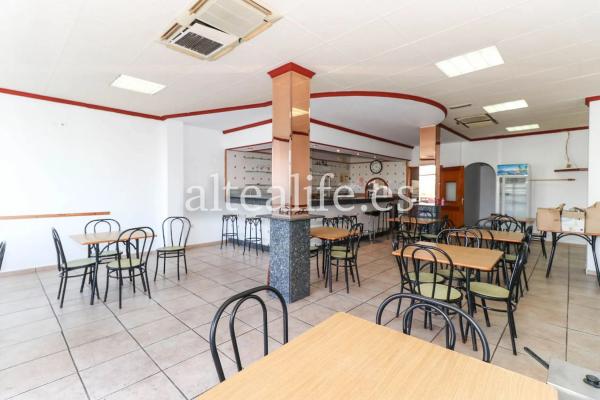 Local en avenida de valencia