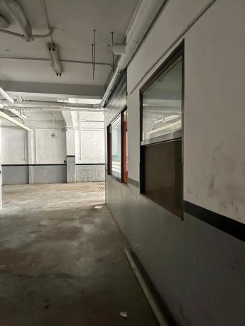 Local en calle Polop