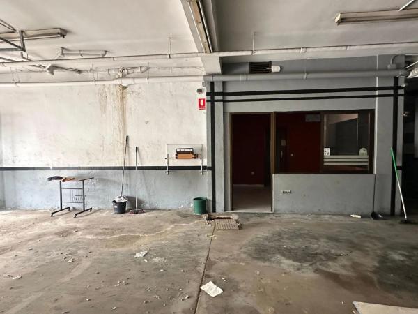 Local en calle Polop