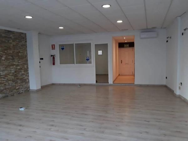 Local en calle Fluixa, 72