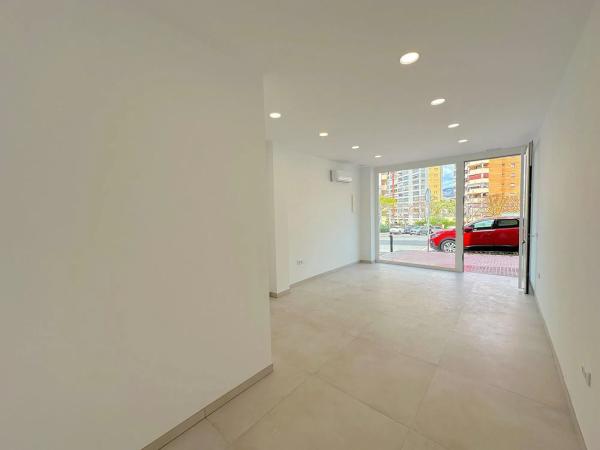 Local en Playa de Poniente