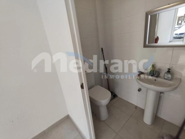 Local en avenida Juan Fuster Zaragoza