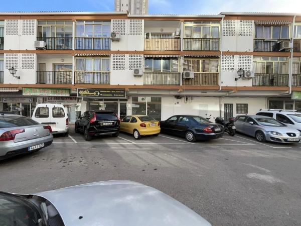 Local en Barrio Zona Rincón Bajo