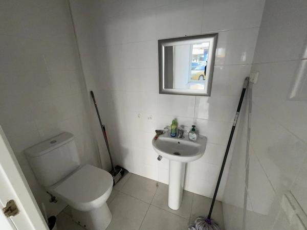 Local en Barrio Zona Rincón Bajo