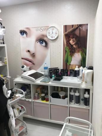 Local en Pueblo Levante