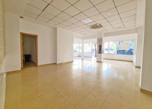 Local en calle de Goya, 3