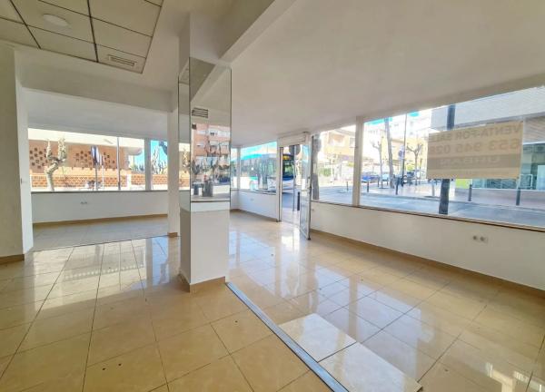 Local en calle de Goya, 3