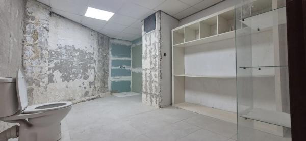 Nave en Pueblo Poniente