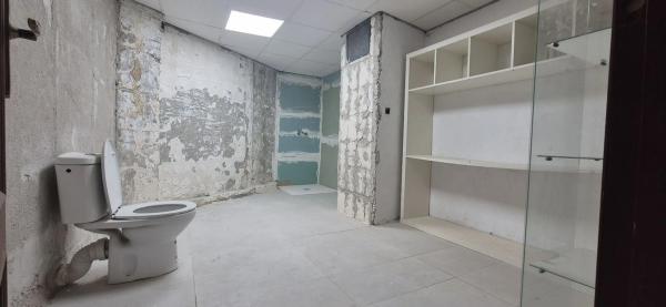 Nave en Pueblo Poniente