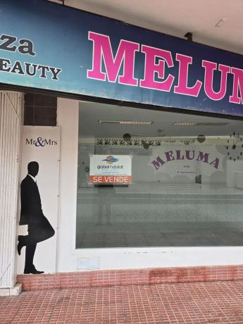 Local en avenida del Mediterráneo, 60