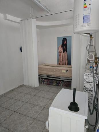 Local en avenida del Mediterráneo, 60