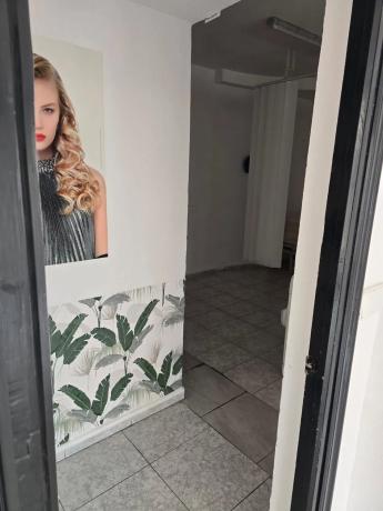 Local en avenida del Mediterráneo, 60