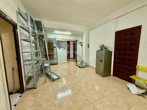 Local en Centro Urbano