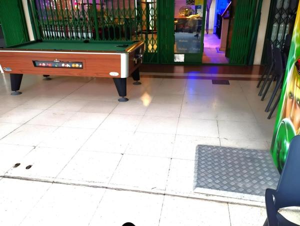 Local en avenida de Murcia