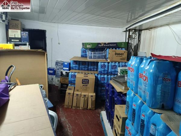 Supermercado en Playa de Poniente