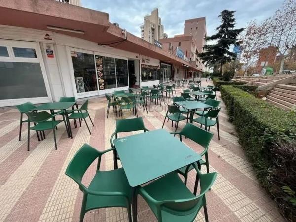 Local en Pueblo Levante