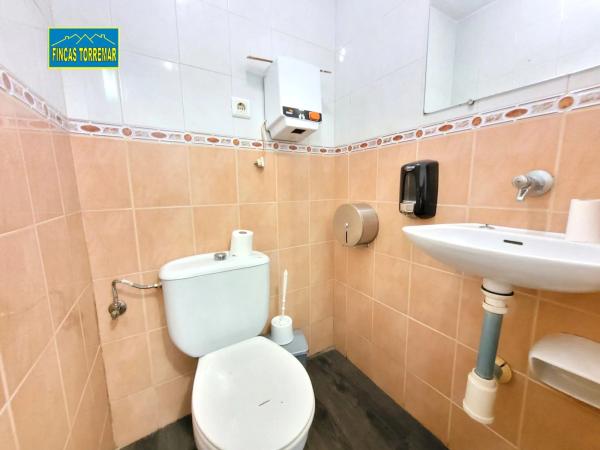 Local en calle de Jupiter