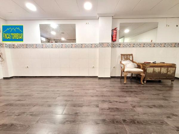 Local en calle de Jupiter