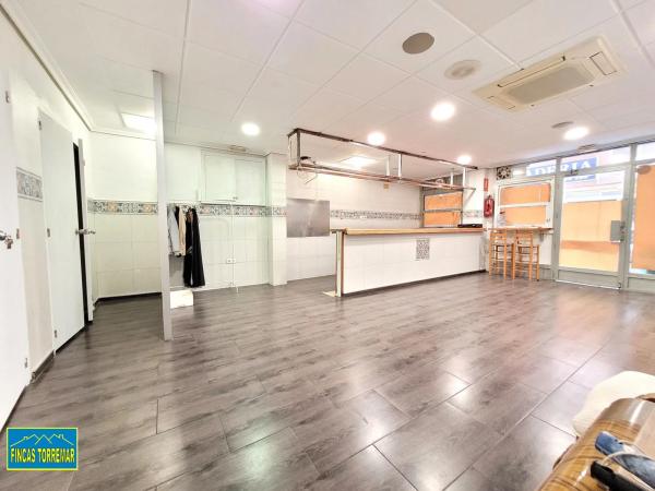 Local en calle de Jupiter