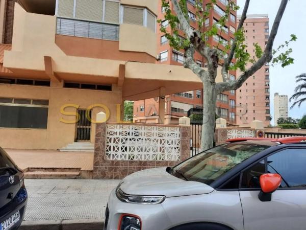 Local en calle Kennedy, 1