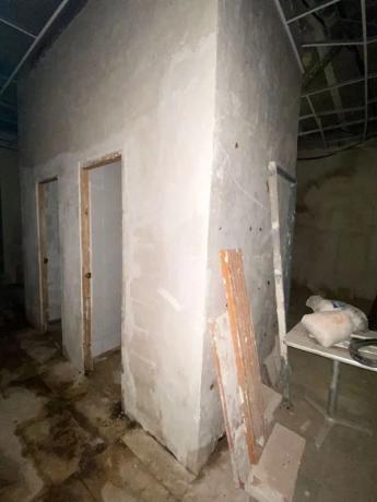 Local en Pueblo Levante