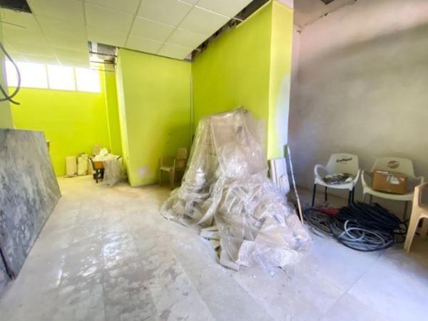 Local en Pueblo Levante