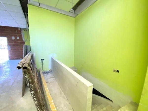 Local en Pueblo Levante