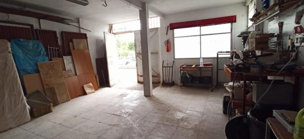 Local en avenida de Portugal