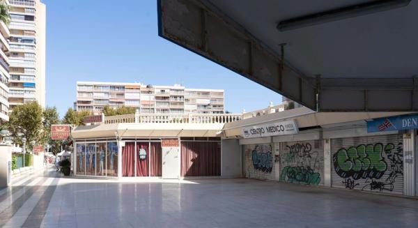 Nave en avenida de Madrid