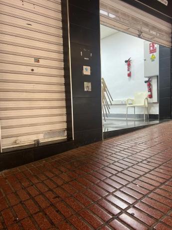 Local en avenida Beniardá