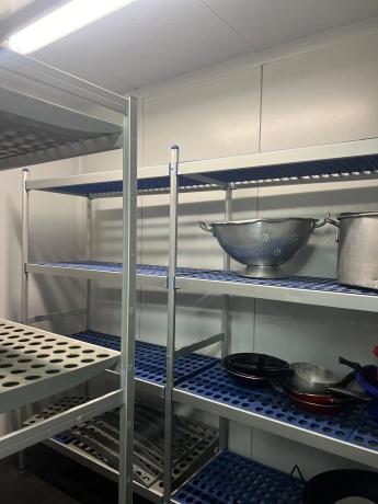 Local en avenida Beniardá