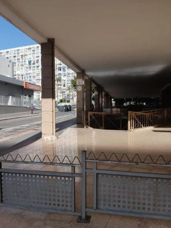 Local en avenida de Portugal