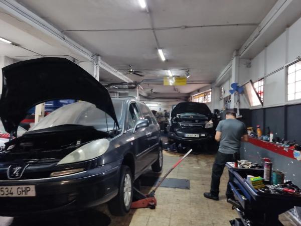 Local en paseo de las Acacias