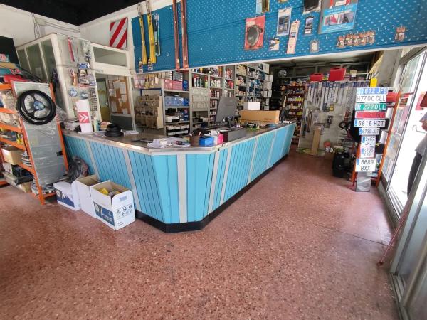 Local en avenida Rei Jaume i