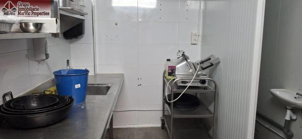 Local en Pueblo Levante