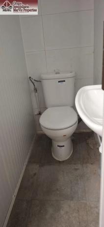 Local en Pueblo Levante