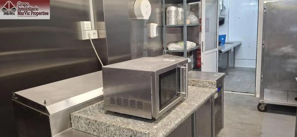 Local en Pueblo Levante