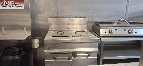 Local en Pueblo Levante